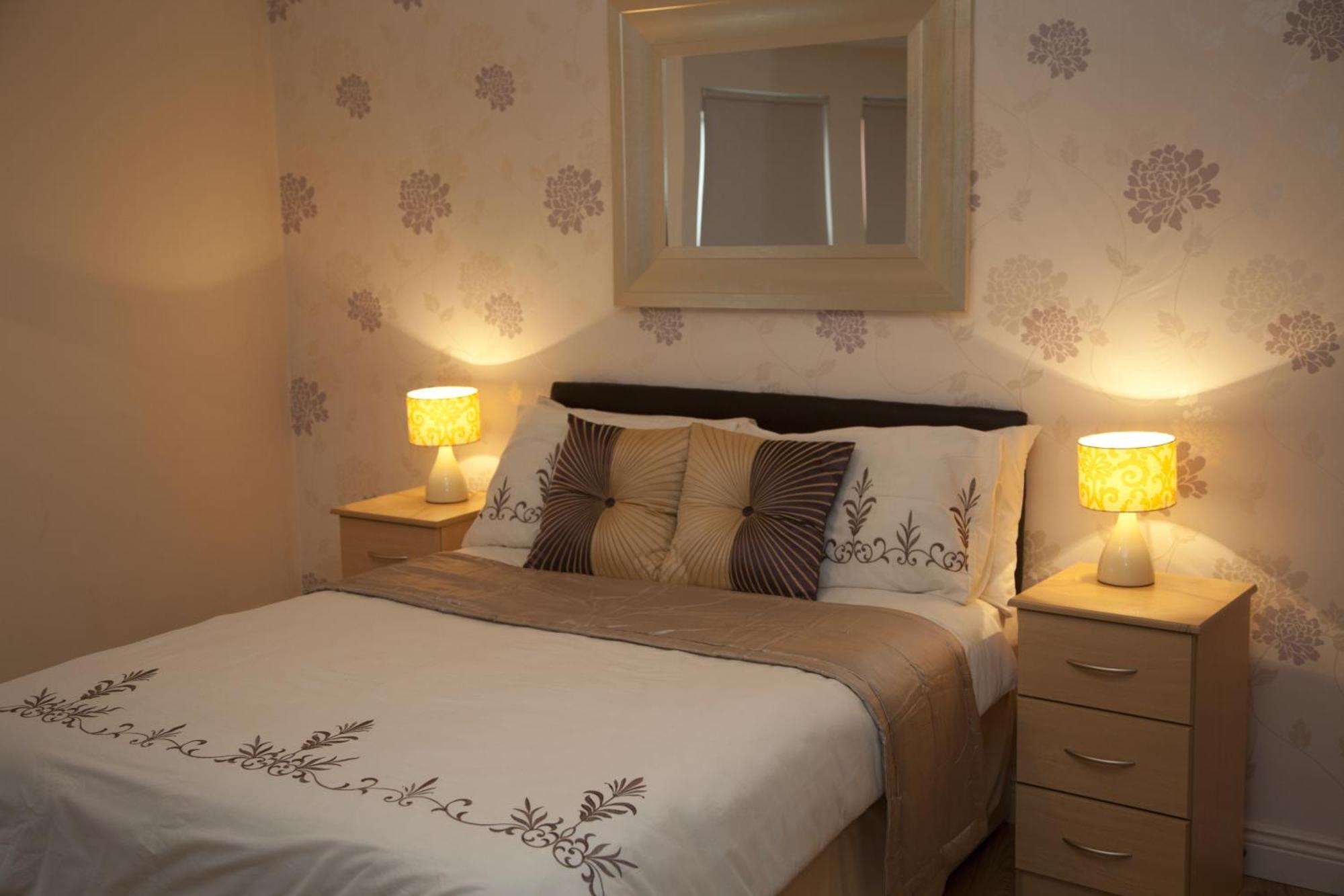 آثلون Arch House B&B & Apartments الغرفة الصورة
